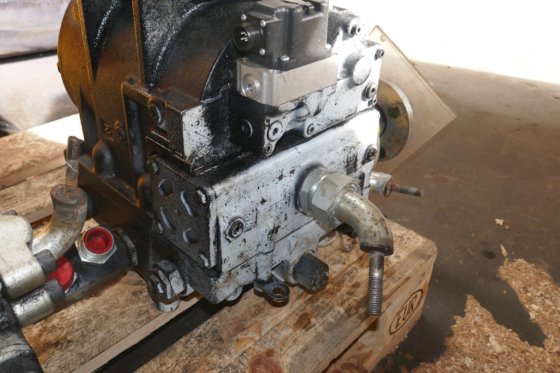 ダンフォスアキシャルピストンポンプ90L250KA5NN80T3C8J03NNNN