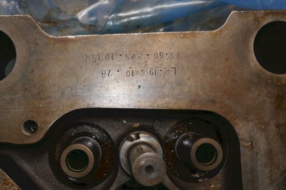 ノハブ極シリンダーヘッド