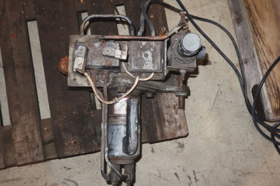 ベルゲン・ウルシュタイン・ロールスロイス・トルネ・ギア・マニュエルト