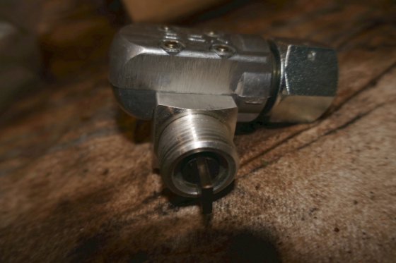 VDO 角驱动器 210-065-005-001C