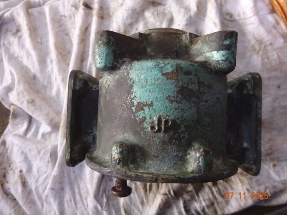 ジョンソンポンプABポンプハウスF8B-3000VF