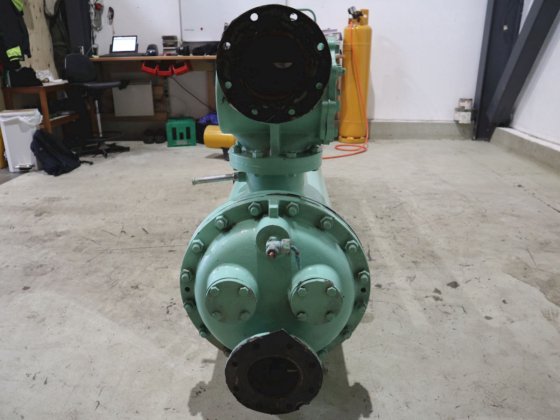 2000 ヤセック 山科精機 FCH1F-28B16 清水クーラー