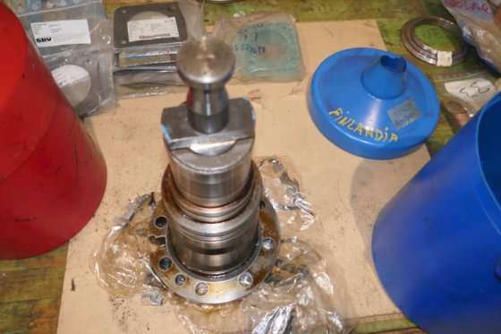 MAN B&W アウグスブルク燃料ポンプエレメント