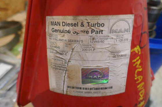 MAN B&W アウグスブルク燃料ポンプエレメント