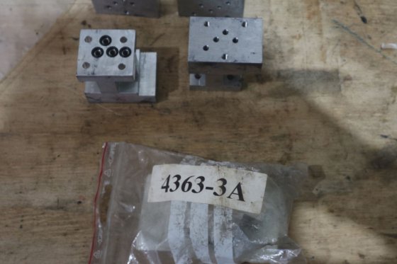 2008 劳斯莱斯适配器四端口