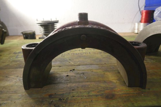 ウィヒマン メインベアリングカバー 8AC 230A