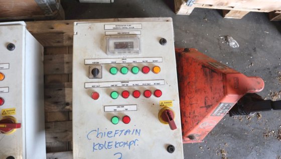 半密閉式コンプレッサー 4TES-9Y-25P または 4EES-4Y-40S