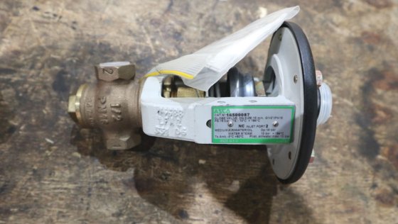 用于高压流体控制的 Asco 差动阀