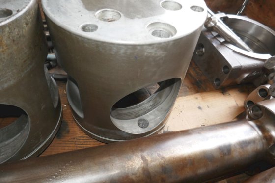 带活塞头和连杆轴承的 Wichmann 连杆