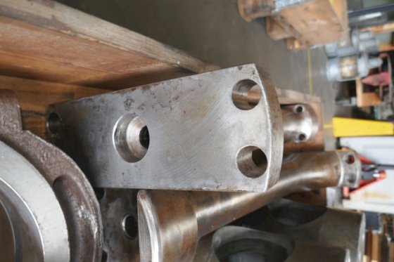 带活塞头和连杆轴承的 Wichmann 连杆