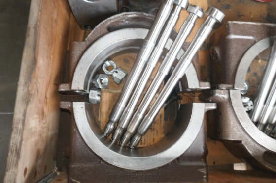 带活塞头和连杆轴承的 Wichmann 连杆