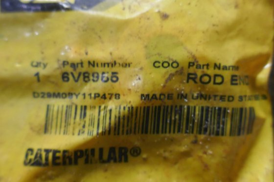 キャタピラー サイズ5 球面ロッドエンド オススタッド 6V-8955