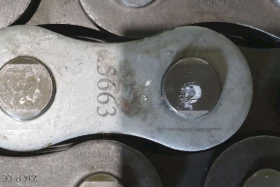 双滚子链 5663，长约 8 米，高 100