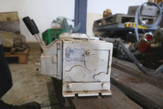 布雷维尼液压 HPV 41 - HPV