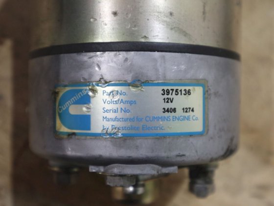 康明斯 12 伏启动器