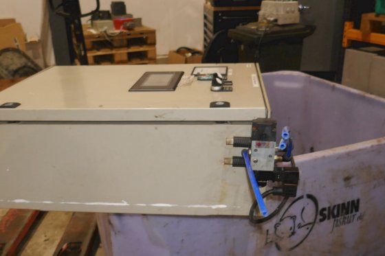 欧姆龙真空系统启动柜