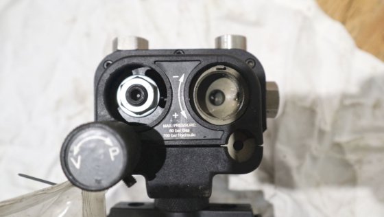 德鲁克便携式校准器 PV411