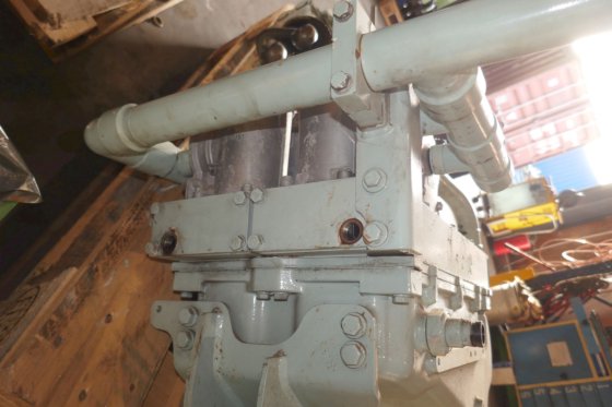 MTU 曲轴箱透气翅片油雾分离器