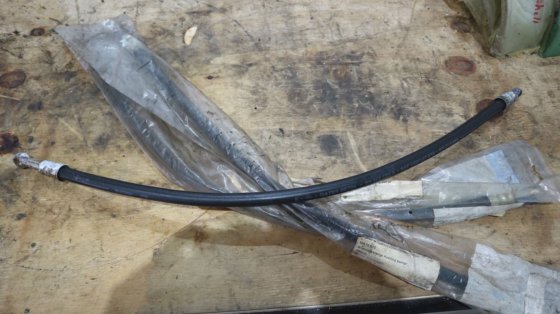 ボルボペンタ燃料ホースカップリングポンプ