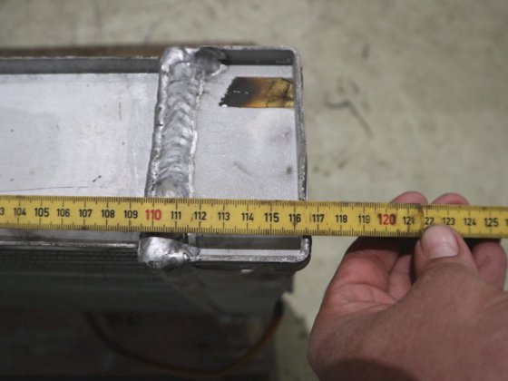 带 2 个风扇的 Spal 铝散热器