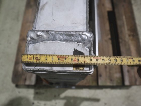 带 2 个风扇的 Spal 铝散热器