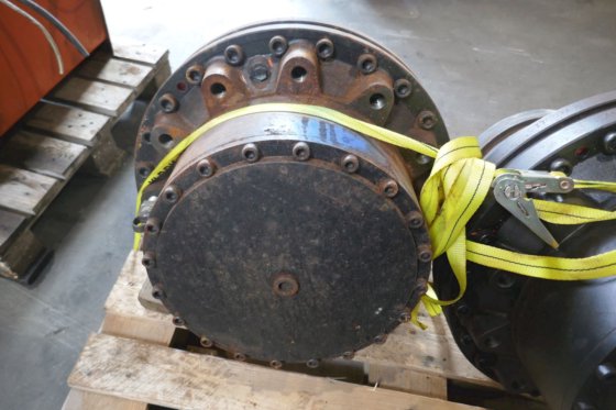 Black Bruin BB7 6300 ccm