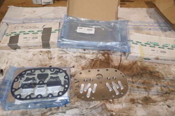 Bitzer バルブプレート ガスケット付 384012-21