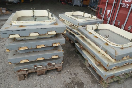 打开窗户进行焊接