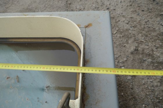 打开窗户进行焊接