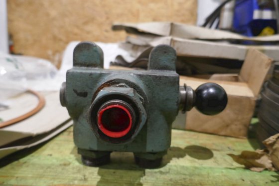 十字单向选择线性阀 VD20918