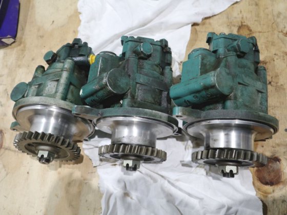 带伺服泵的沃尔沃遍达燃油泵