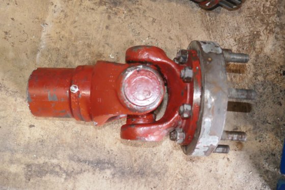 万向节母轴和公轴