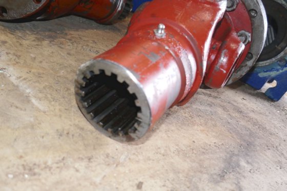 万向节母轴和公轴