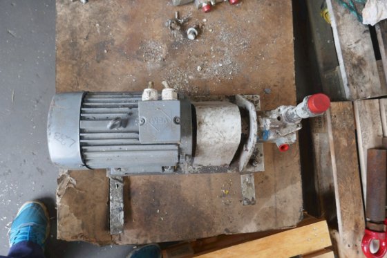 Sperry Vickers Vane Pump 235E