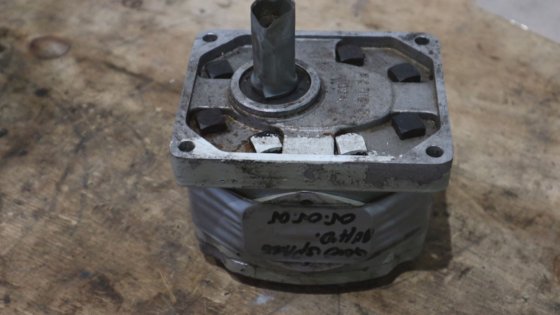 Dowty PC 7112-3 液压泵