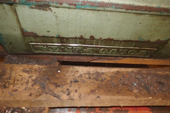 ボルボ・ペンタ オイルクーラー TD 120A