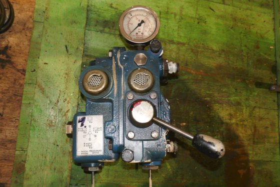 力士乐气动阀 3353200000 FD10W49