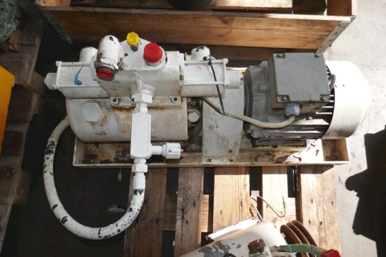 フライデンボーステアリングマシンポンプ