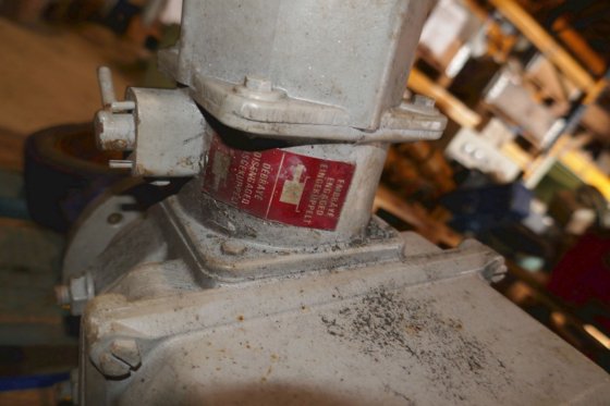 Bernards 蝶阀 DN 100 电动执行机构