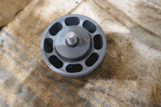 卡特彼勒 63.5 毫米宽惰轮 133-7023