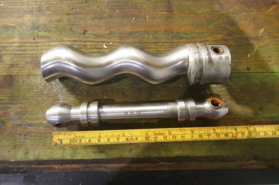 螺旋转子单体泵和连杆