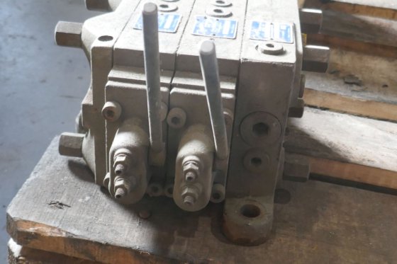 1989 ダンフォス比例バルブ PVP および PVB