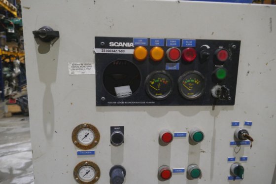 1998年斯堪尼亚DSI 11 71型高压水力喷砂站，配备卡玛特柱塞泵