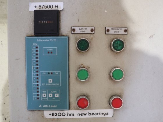 2002 アルファ・ラバル JWP-26-C100用コントロールキャビネット