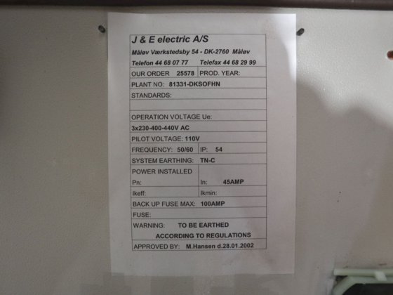 2002 アルファ・ラバル JWP-26-C100用コントロールキャビネット