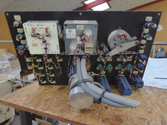 ブルンボール アシマスラスター KONTROL/PUMP KONTRL