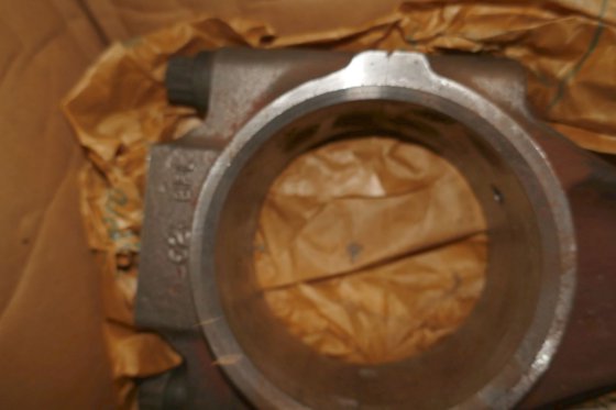 康明斯连杆 3811995