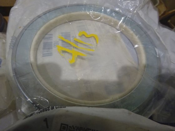 ボルボ・ペンタ用スペアパーツ 121CHC