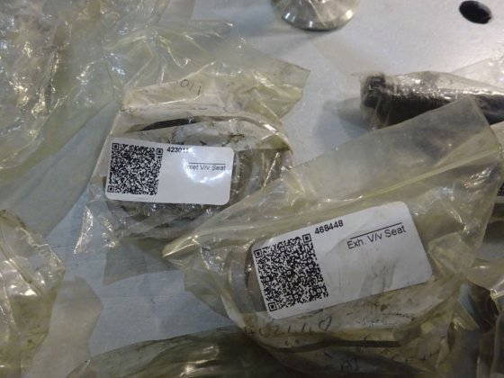 ボルボ・ペンタ用スペアパーツ 121CHC