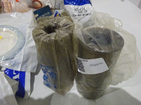 ボルボ・ペンタ用スペアパーツ 121CHC